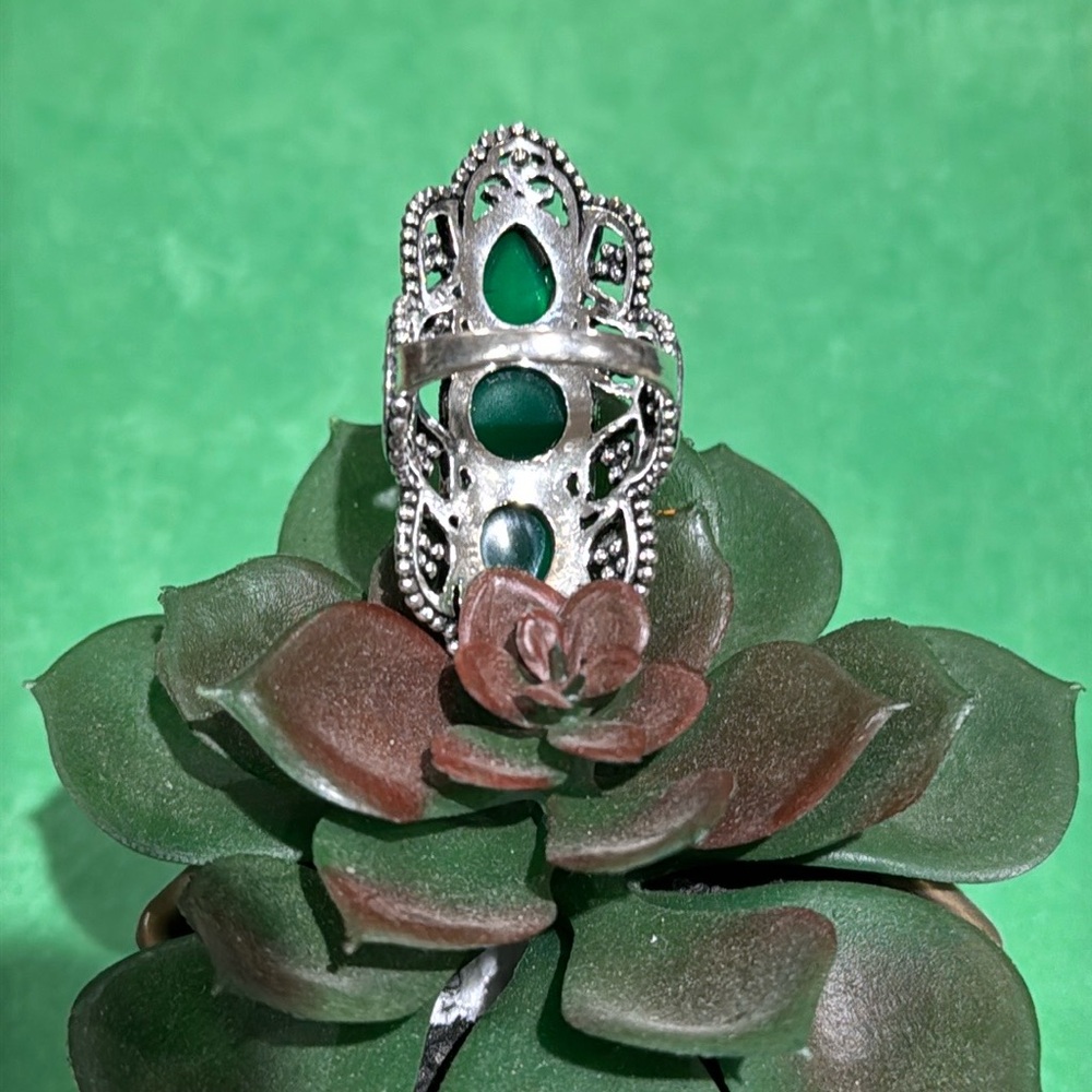 Green Chalcedony Silver Ring - image 6